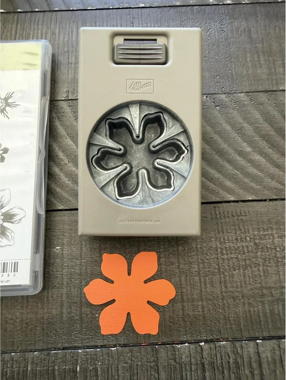 Stampin’ Up Beautiful Bunch stamp set with matching shape punch